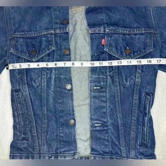 Vintage Levi's Denim Jacket Women's Red tab - Picture 9 of 13